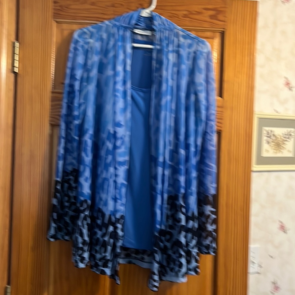 Susan graver 2 pc cardigan and tank set, size M